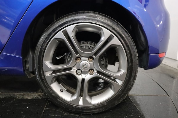 Used Renault Clio 2018 for sale - 76303558: Photo 32