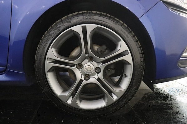 Used Renault Clio 2018 for sale - 76303558: Photo 35