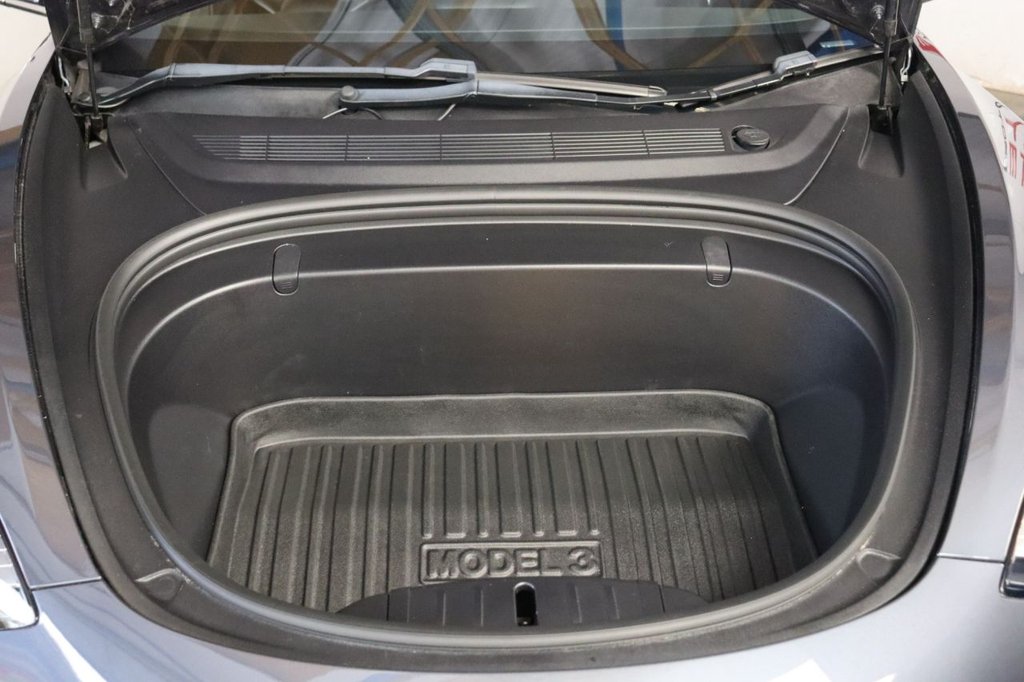 Used Tesla Model 3 2019 for sale - 76147718: Photo 19