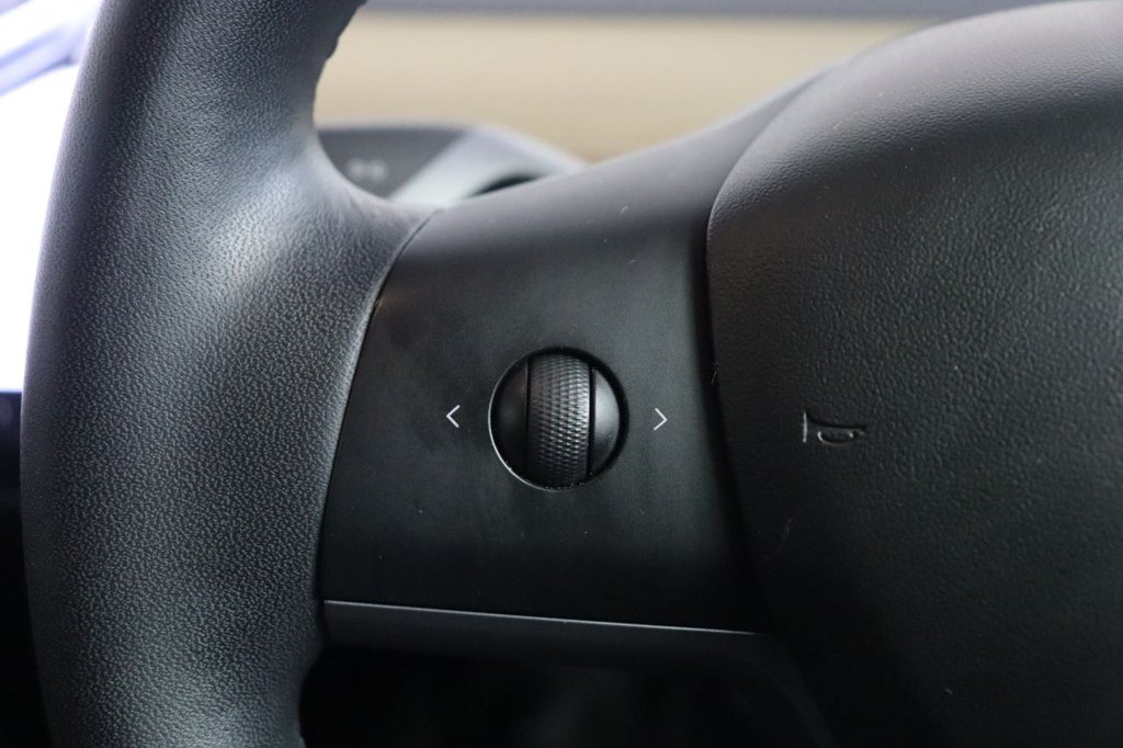 Used Tesla Model 3 2019 for sale - 76147718: Photo 26