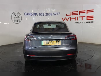 Used Tesla Model 3 2019 for sale - 76147718: Photo