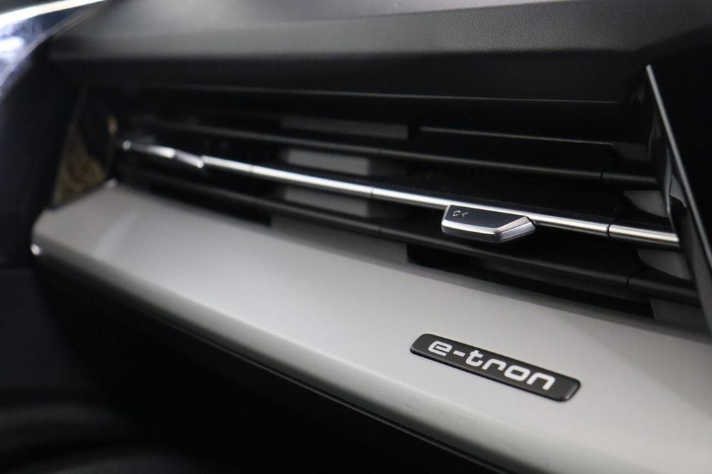 Used Audi Q4 e-tron 2022 for sale - 76631723: Photo 31