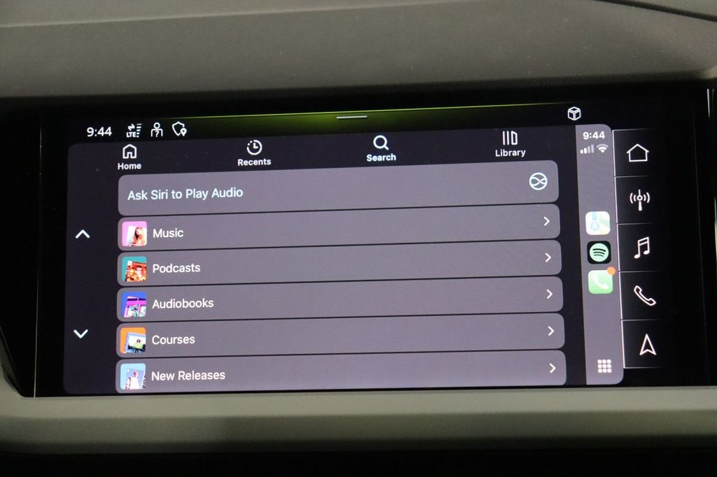 Used Audi Q4 e-tron 2022 for sale - 76631723: Photo 9