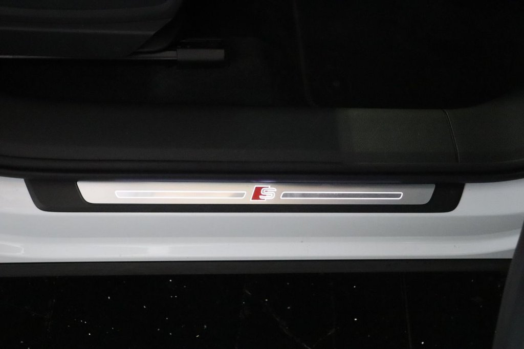 Used Audi e-tron 2020 for sale - 77798166: Photo 43