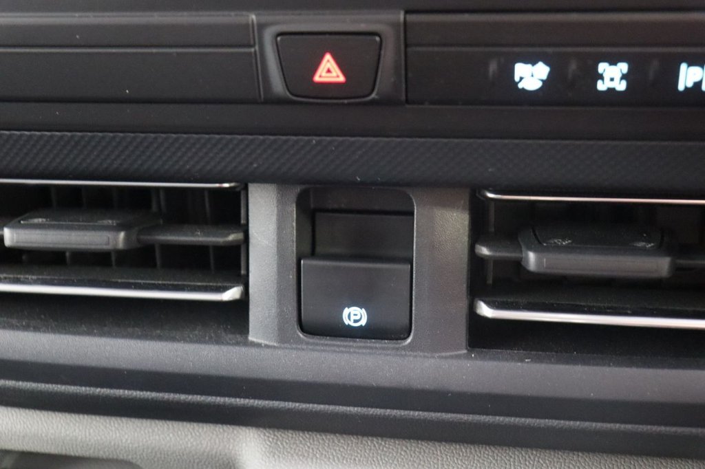 Used Ford Transit Custom 2024 for sale - 77263315: Photo 31