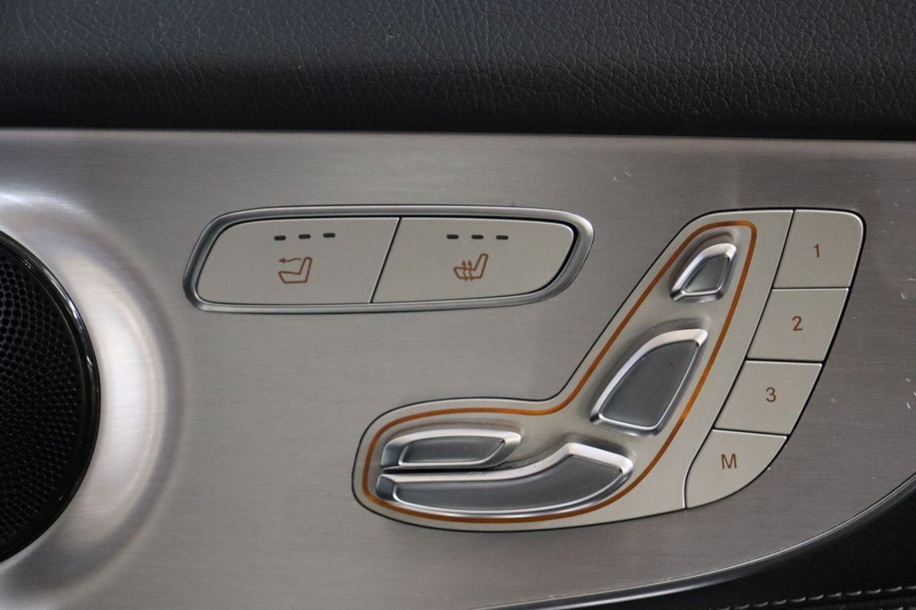 Used Mercedes-Benz C Class 2018 for sale - 76954011: Photo 31