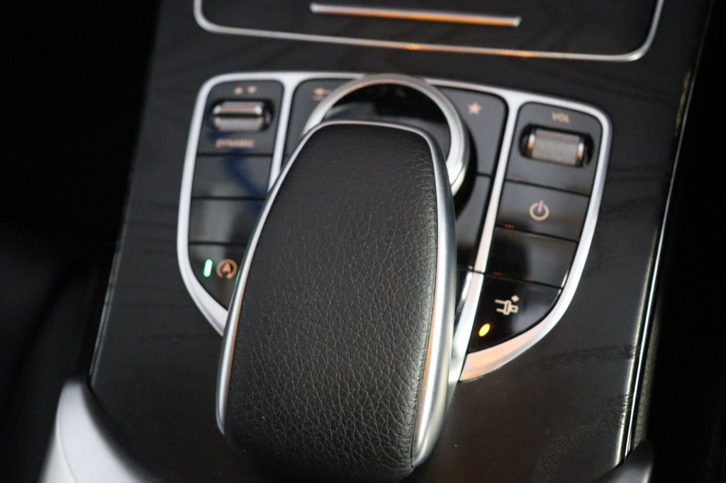 Used Mercedes-Benz C Class 2018 for sale - 76954011: Photo 38