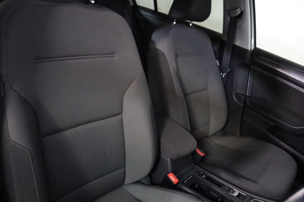 Used Volkswagen Golf 2020 for sale - 76840753: Photo 14