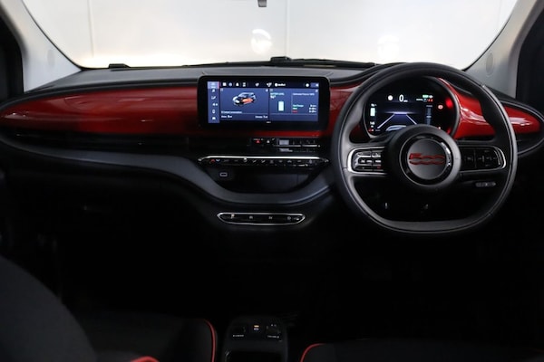 Used Fiat 500e 2022 for sale - 73643362: Photo 2