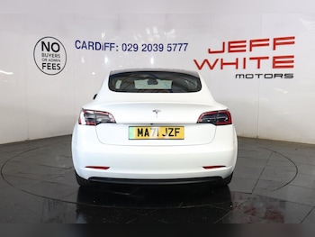 Used Tesla Model 3 2021 for sale - 76309422: Photo