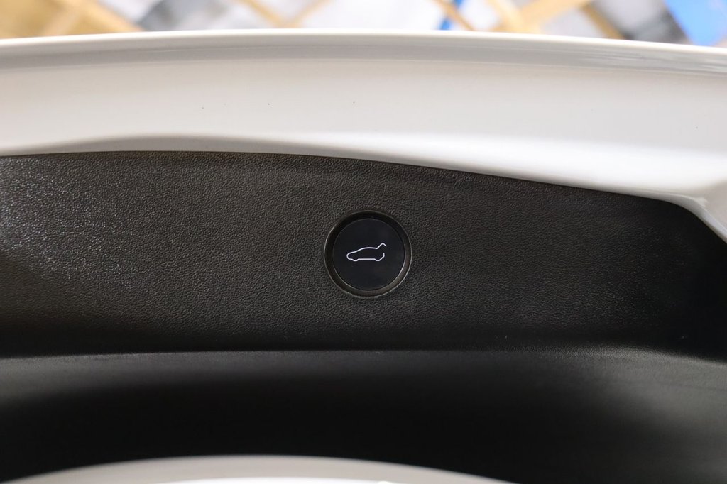 Used Tesla Model 3 2021 for sale - 77546932: Photo 25