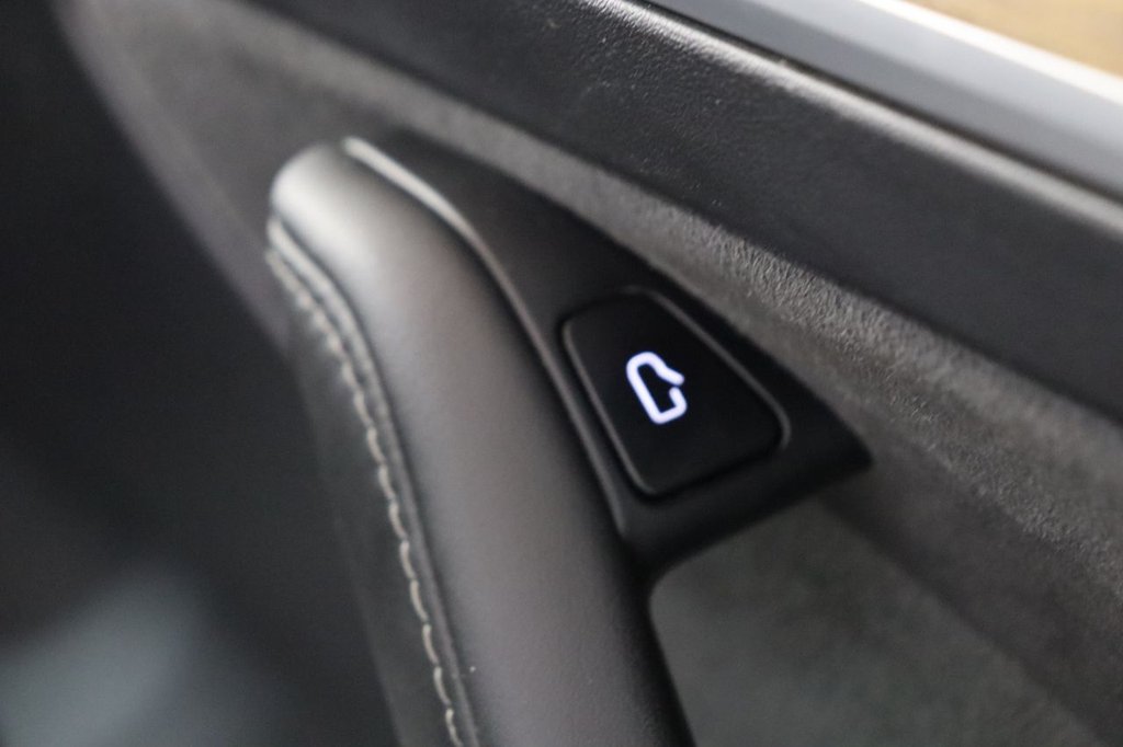 Used Tesla Model 3 2021 for sale - 77546932: Photo 34