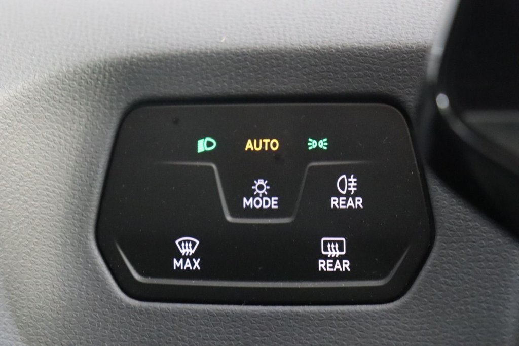 Used Volkswagen ID.3 2023 for sale - 77302120: Photo 28