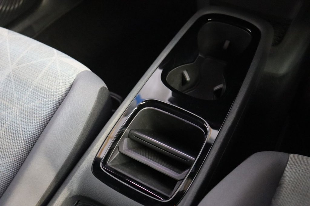 Used Volkswagen ID.3 2023 for sale - 77302120: Photo 30