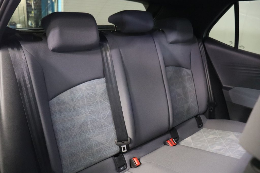 Used Volkswagen ID.3 2023 for sale - 77302120: Photo 32