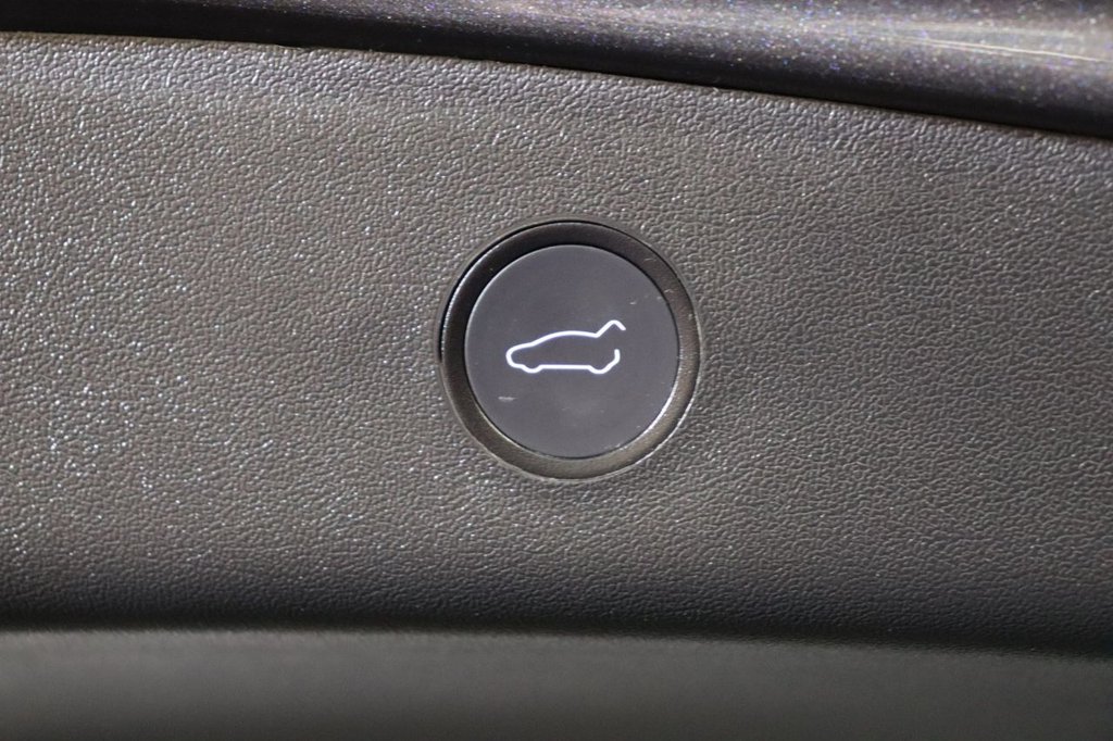 Used Tesla Model 3 2021 for sale - 77218496: Photo 22