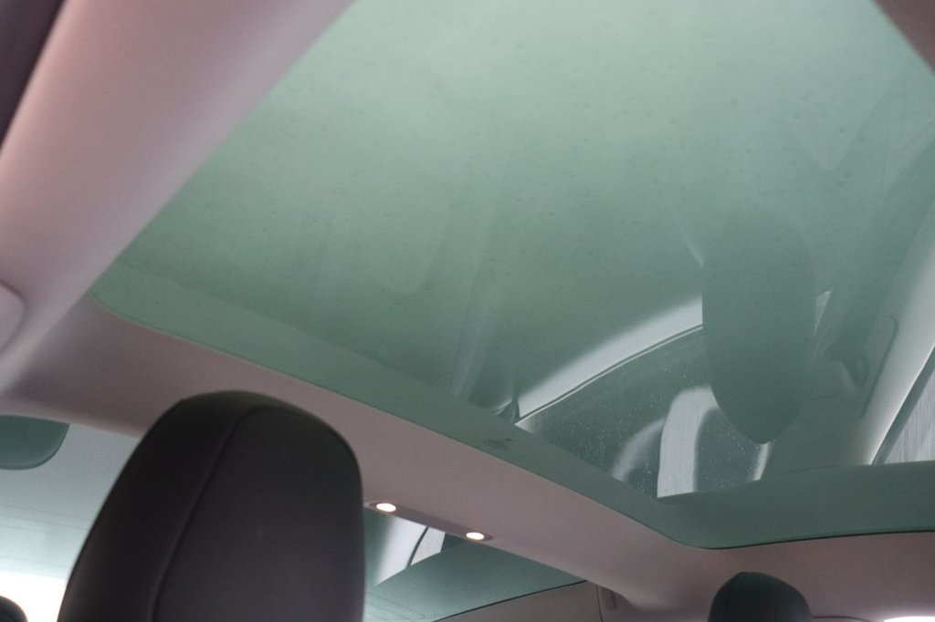 Used Tesla Model 3 2021 for sale - 77218496: Photo 3