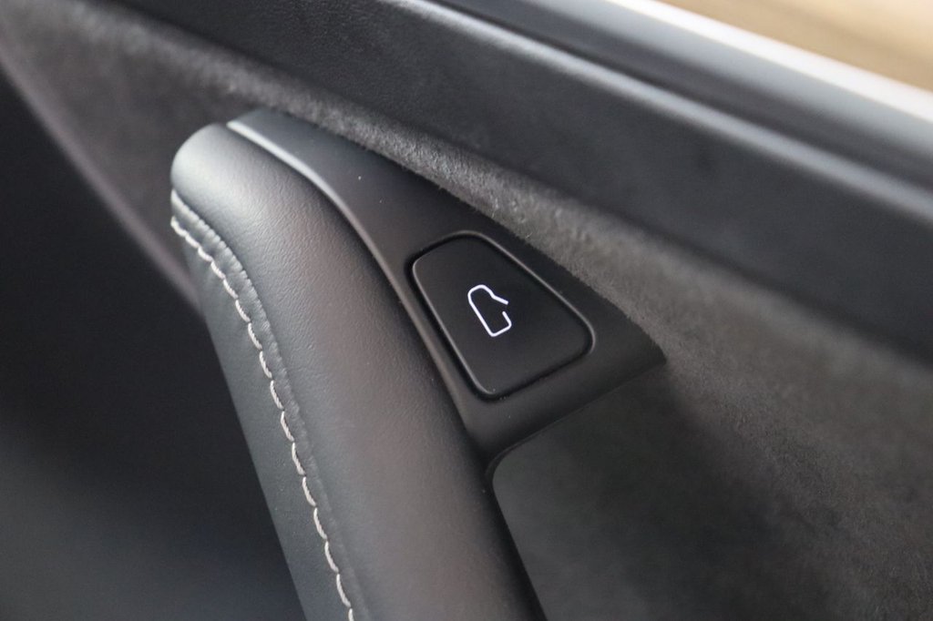 Used Tesla Model 3 2021 for sale - 77218496: Photo 31