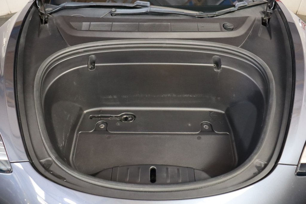Used Tesla Model 3 2019 for sale - 76147693: Photo 15