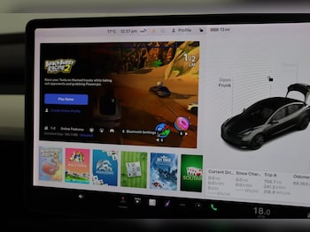 Used Tesla Model 3 2019 for sale - 76147693: Photo