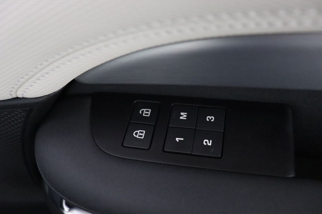 Used Land Rover Discovery 2022 for sale - 76080909: Photo 12