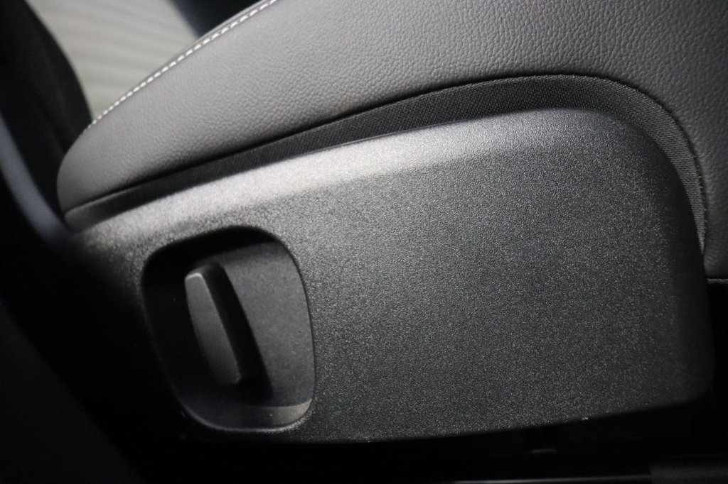Used Land Rover Discovery 2022 for sale - 76080909: Photo 38