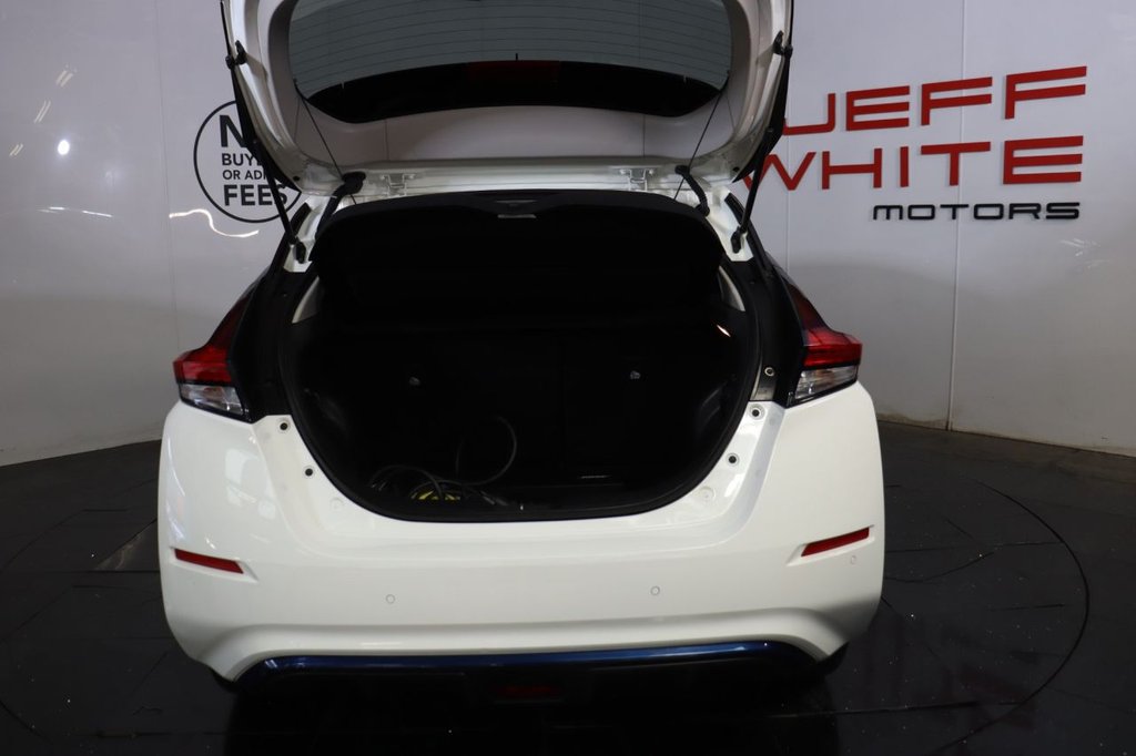 Used Nissan Leaf 2020 for sale - 78124652: Photo 8