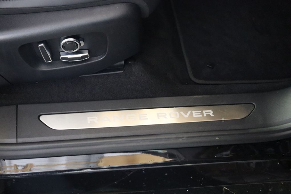 Used Land Rover Range Rover Evoque 2024 for sale - 76154529: Photo 22