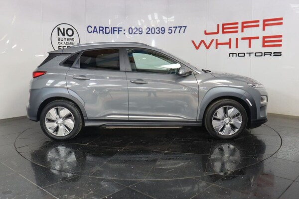 Used Hyundai KONA 2020 for sale - 74997706: Photo 6