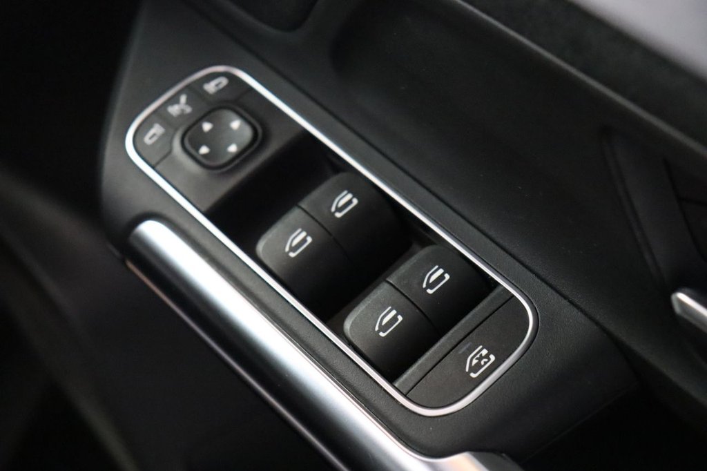 Used Mercedes-Benz EQA 2021 for sale - 76098175: Photo 37