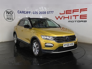 Used Volkswagen T-Roc 2019 for sale - 75365460: Photo