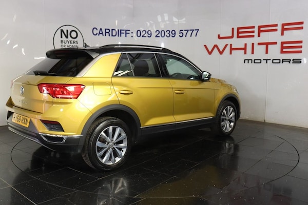 Used Volkswagen T-Roc 2019 for sale - 75365460: Photo 20