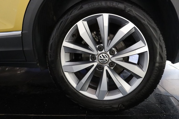 Used Volkswagen T-Roc 2019 for sale - 75365460: Photo 31