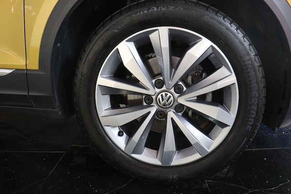 Used Volkswagen T-Roc 2019 for sale - 75365460: Photo 32