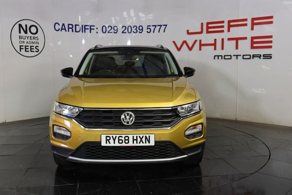 Used Volkswagen T-Roc 2019 for sale - 75365460: Photo 6