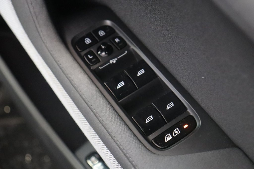 Used Polestar Polestar 2 2022 for sale - 75998857: Photo 32