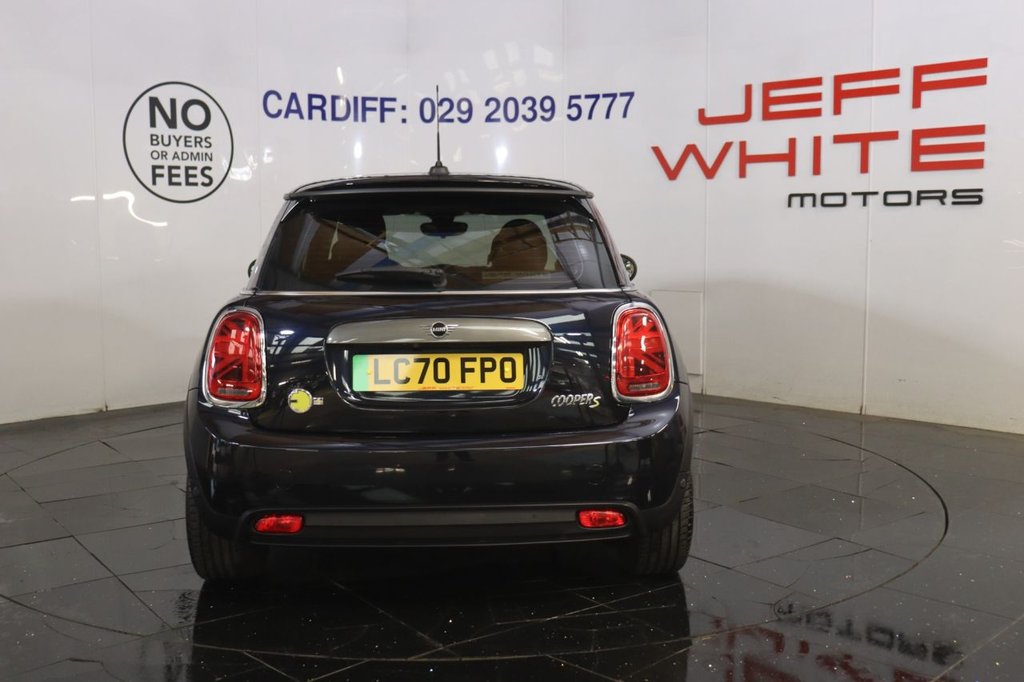 Used MINI Electric Hatch 2020 for sale - 72925640: Photo 4