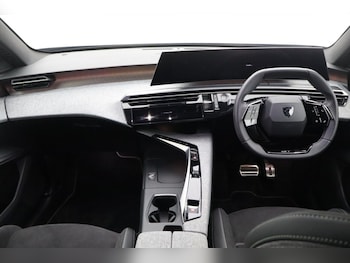 Used Peugeot 5008 2024 for sale - 79323099: Photo