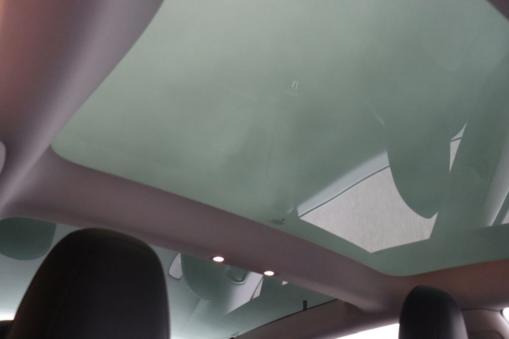 Used Tesla Model 3 2021 for sale - 77525917: Photo 3