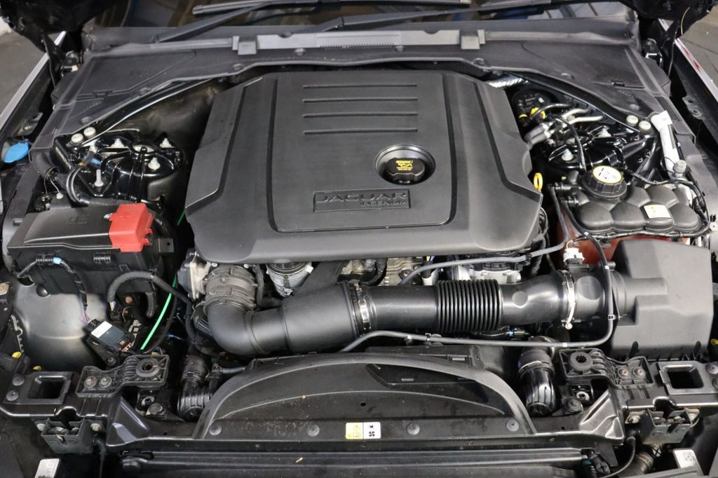 Used Jaguar XE 2020 for sale - 76345856: Photo 19