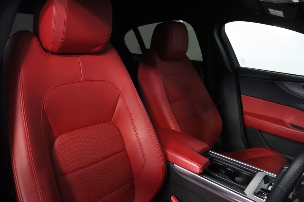 Used Jaguar XE 2020 for sale - 76345856: Photo 25