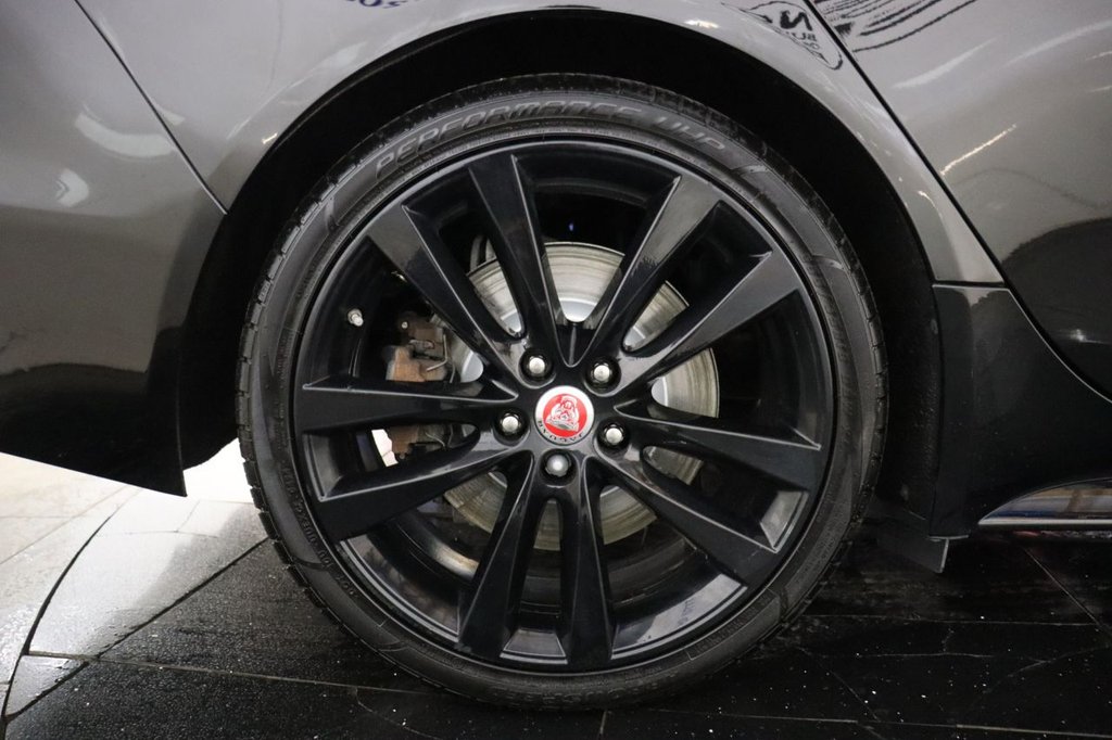 Used Jaguar XE 2020 for sale - 76345856: Photo 39