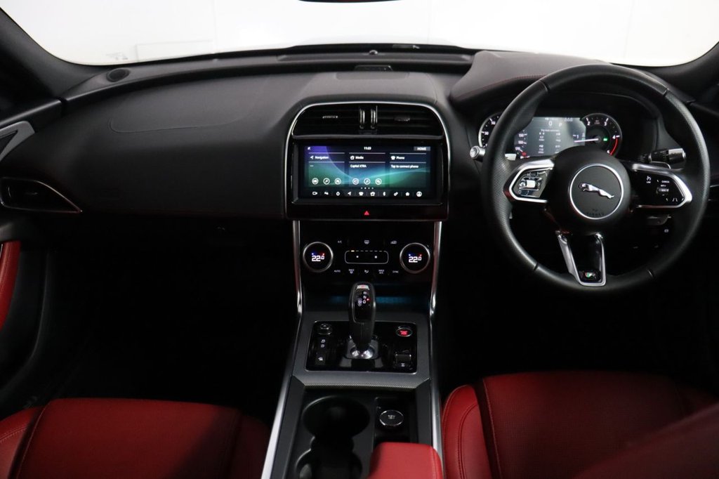 Used Jaguar XE 2020 for sale - 76345856: Photo 9