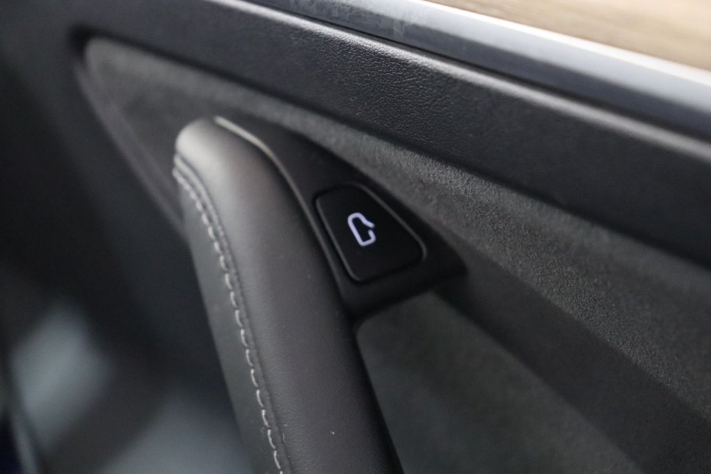 Used Tesla Model 3 2021 for sale - 77276630: Photo 17