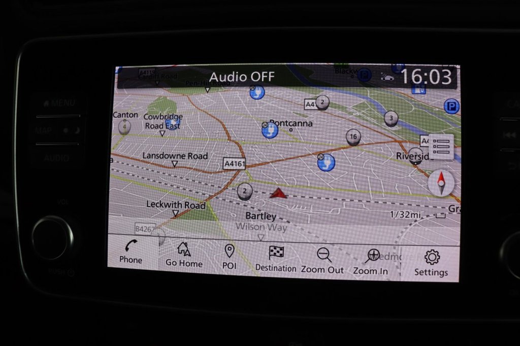 Used Nissan Leaf 2022 for sale - 78110714: Photo 2