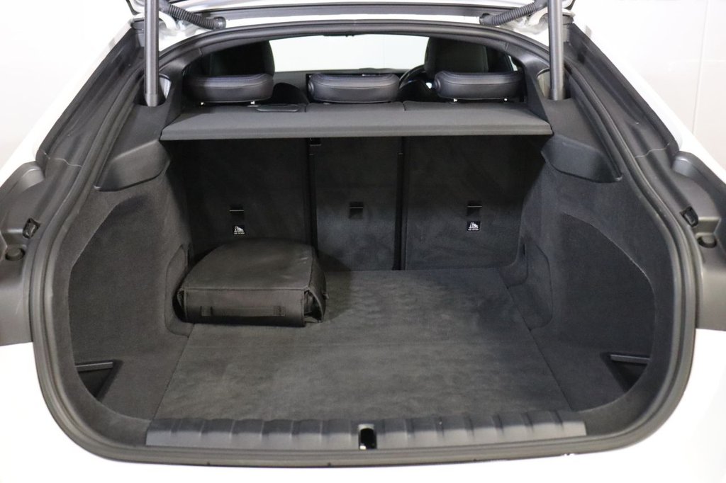 Used BMW i4 2022 for sale - 77368996: Photo 20