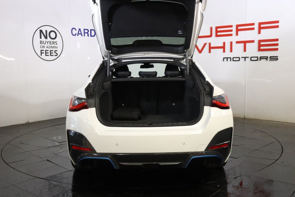 Used BMW i4 2022 for sale - 77368996: Photo 21