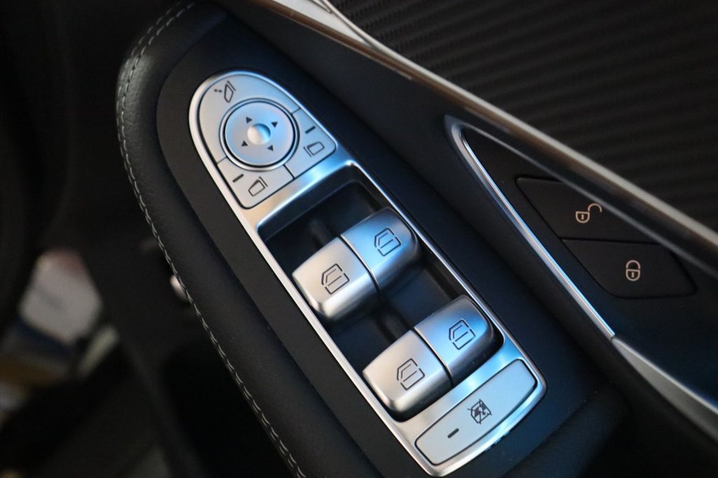 Used Mercedes-Benz EQC 2022 for sale - 76178437: Photo 20