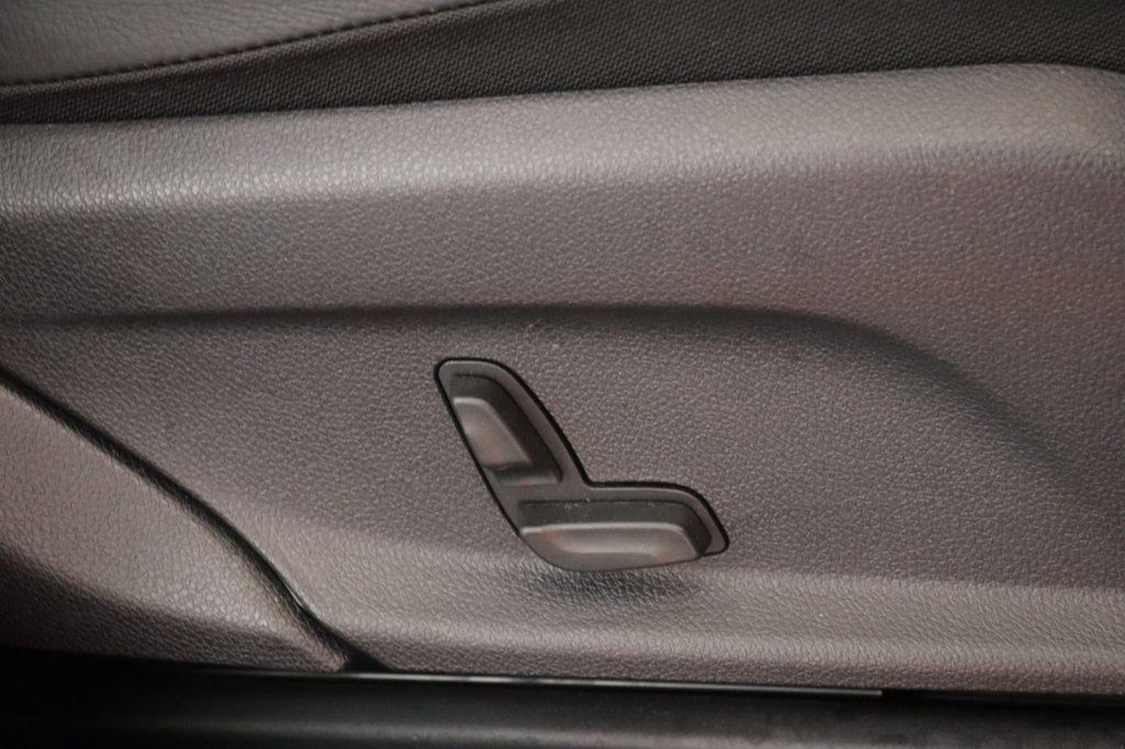 Used Mercedes-Benz EQC 2022 for sale - 76178437: Photo 26