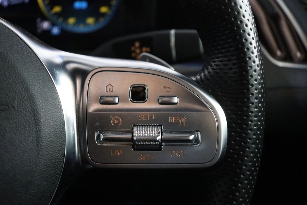 Used Mercedes-Benz EQC 2022 for sale - 76178437: Photo 32